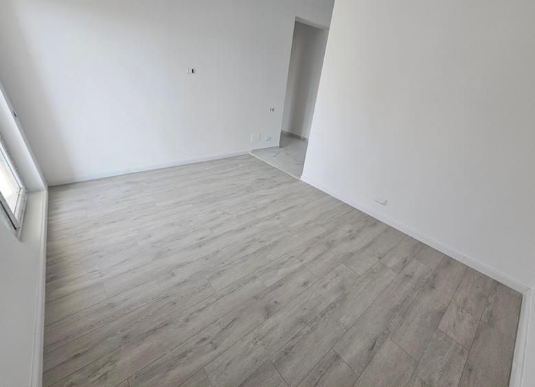 Garsonieră decomandată în Haliu