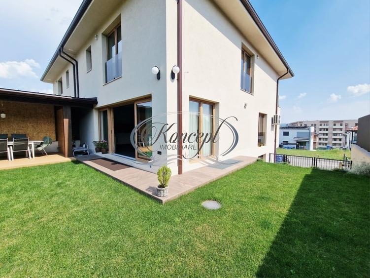 Duplex cu 4 camere cu Garaj în Iris