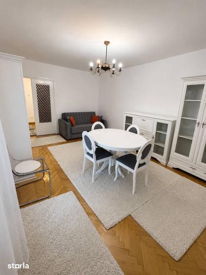 Apartament cu 3 camere decomandat în Ultracentral