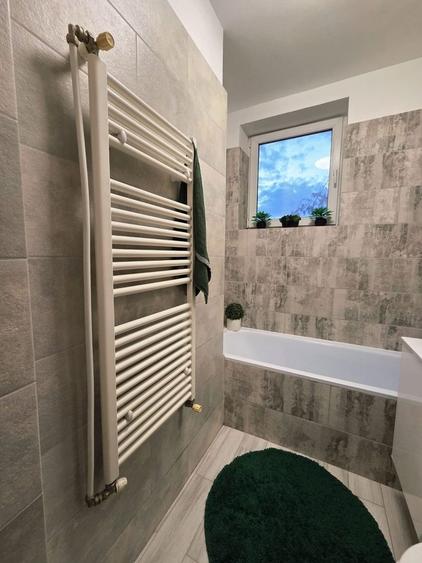 Apartament cu 2 camere și balcon cu vedere port Bd Ferdinand - 10