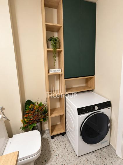 Apartament cu 3 camere decomandat, mobilat în Florești