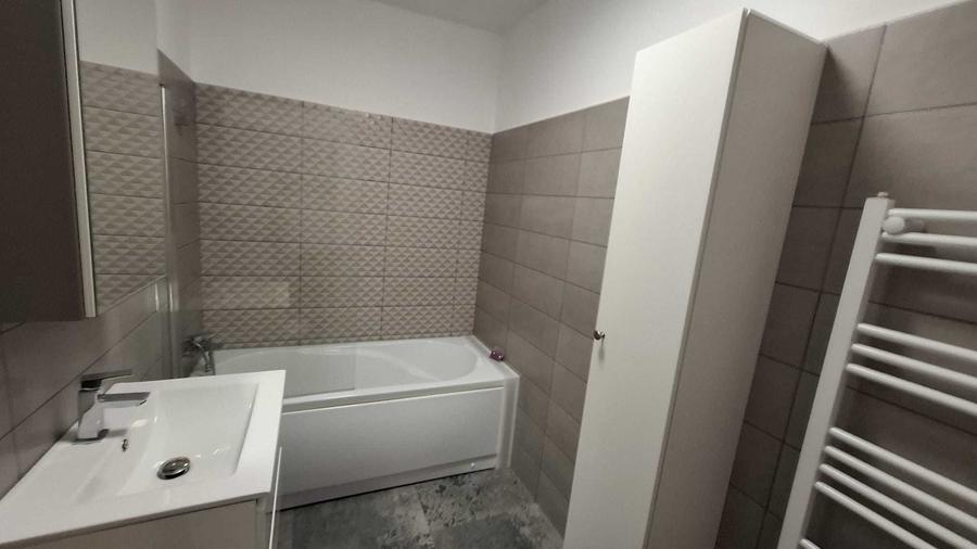 Garsonieră nedecomandată în Runcu