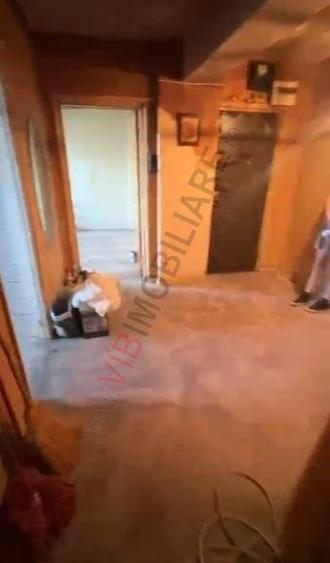 Apartament cu 3 camere decomandat în Mazepa 2
