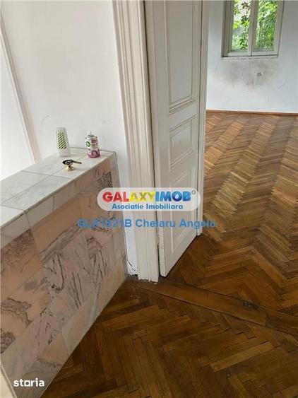 Casă cu 6 camere cu Teren 222 Mp în Centrul Civic