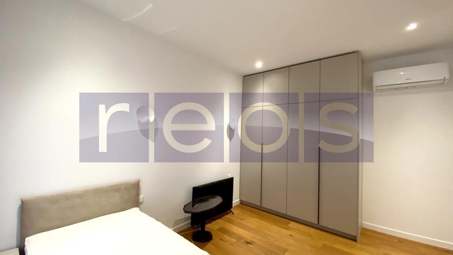 Apartament cu 3 camere semidecomandat în Cotroceni