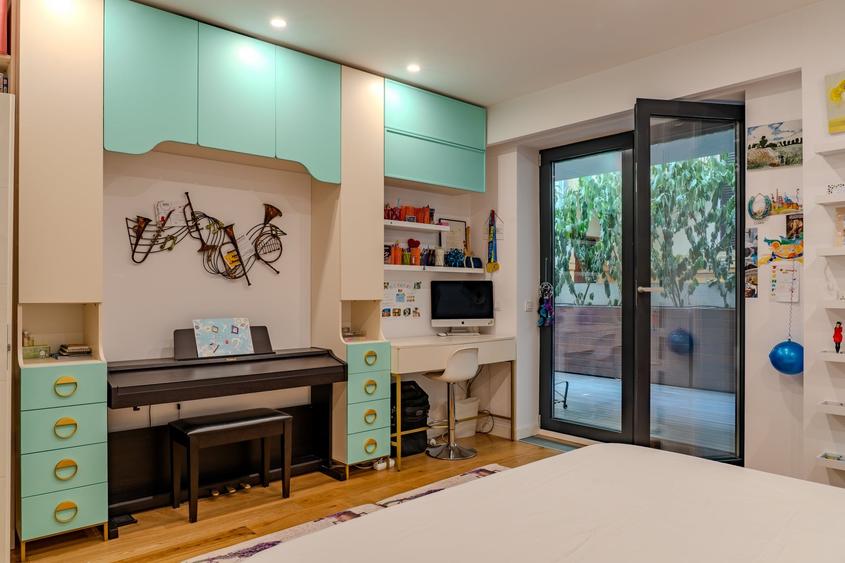 Apartament cu 3 camere decomandat în Kiseleff