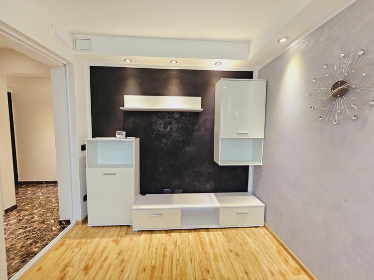 Apartament cu 2 camere semidecomandat în Micro 40