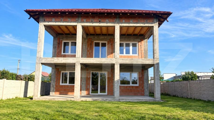 Casă individuală cu 6 camere cu Teren 1200 Mp în Pielești