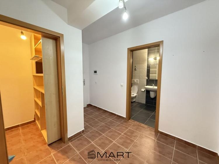 Apartament cu 2 camere decomandat în Avantgarden