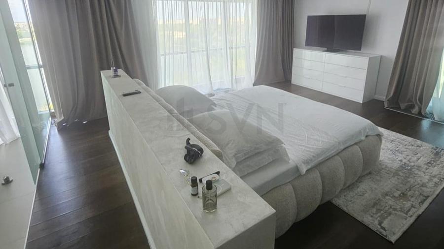 Apartament cu 5 camere decomandat, mobilat în Lacul Tei