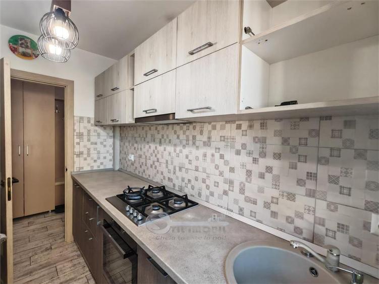 Apartament cu 2 camere decomandat, mobilat în Cug