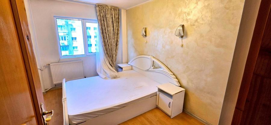 Apartament cu 3 camere decomandat, mobilat în Crângași