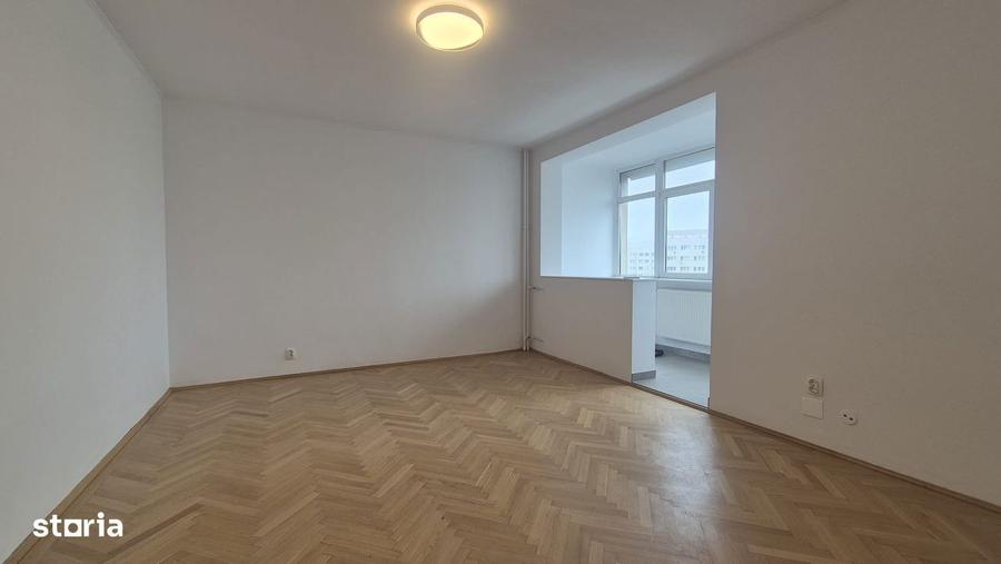 Apartament cu 3 camere decomandat în Camil Ressu