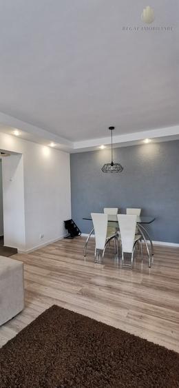 Apartament cu 3 camere decomandat, mobilat în 13 Septembrie