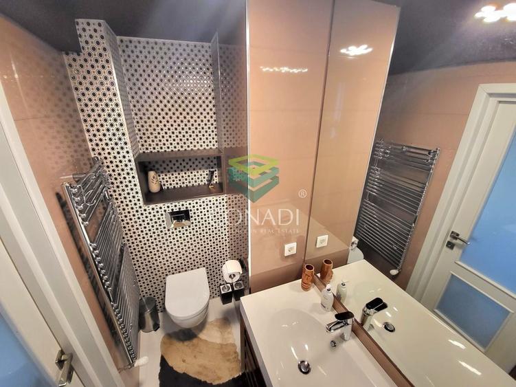 Apartament cu 2 camere semidecomandat, mobilat în Dacia