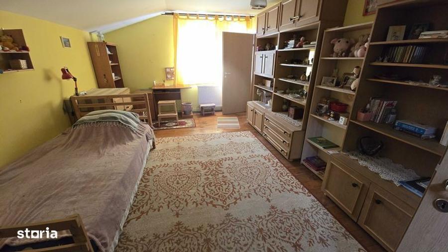 Casă cu 4 camere cu Teren 182 Mp în Clinceni