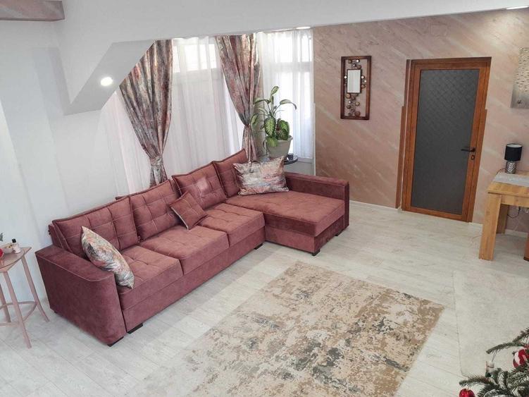 Casă cu 4 camere în Central