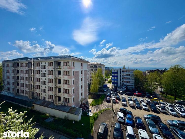 Apartament cu 3 camere, mobilat în Copou
