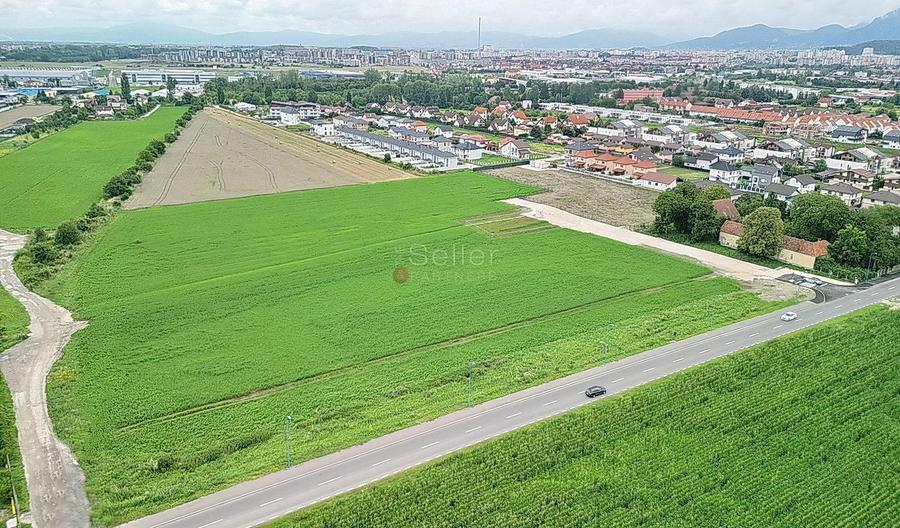 Teren Construcții intravilan de 800 mp, în Bartolomeu