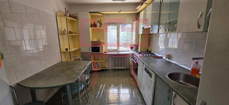 Apartament 3 camere decomandate zona The Office semicentral - 18