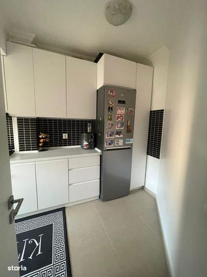 Apartament cu 3 camere decomandat în Km 5