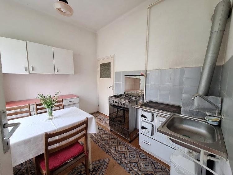 Duplex cu 3 camere cu Canalizare în Lunei