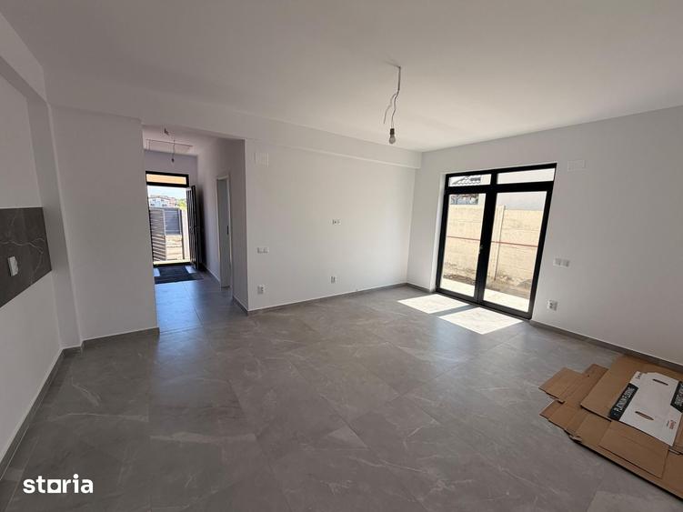 Casă cu 4 camere cu Teren 353 Mp în Berceni