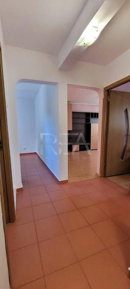 Apartament cu 2 camere decomandat, mobilat în Drumul Taberei