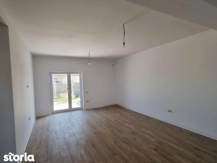 Casă cu 1 camere cu Teren 320 Mp în Bucovăț