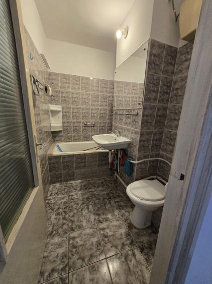 Garsonieră decomandată în Sânmartin