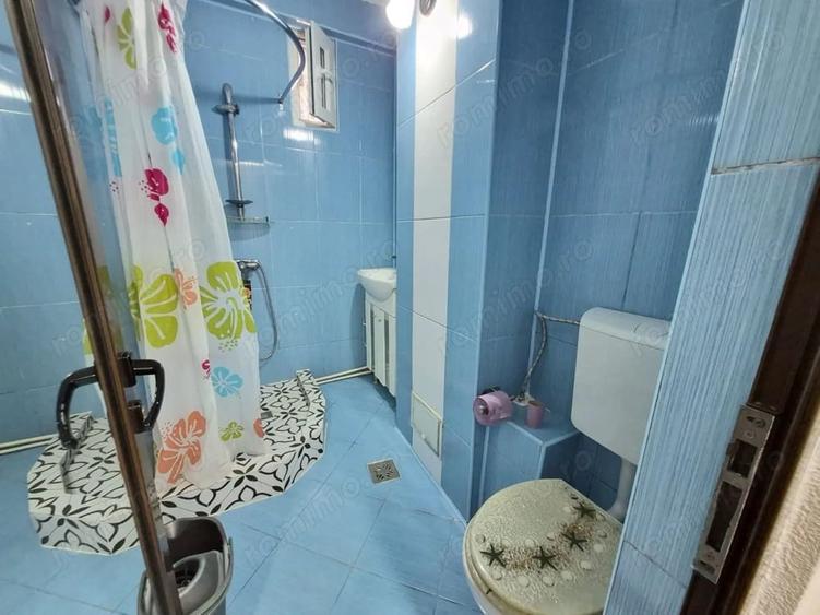 Apartament cu 2 camere decomandat în Micro 17