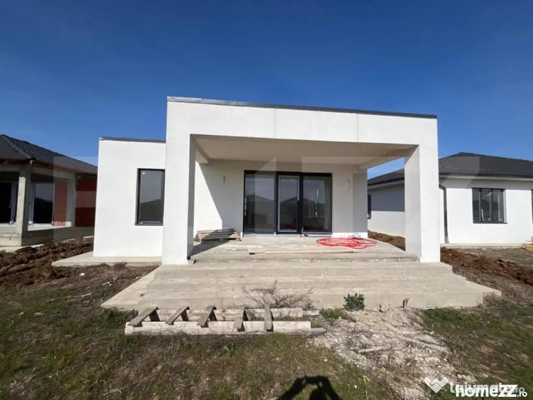 Casă cu 4 camere cu Teren 500 Mp în Sântandrei