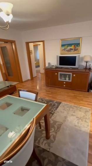 Apartament cu 4 camere, mobilat în Centrul Istoric