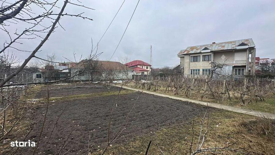 Teren de 745 mp, în Central