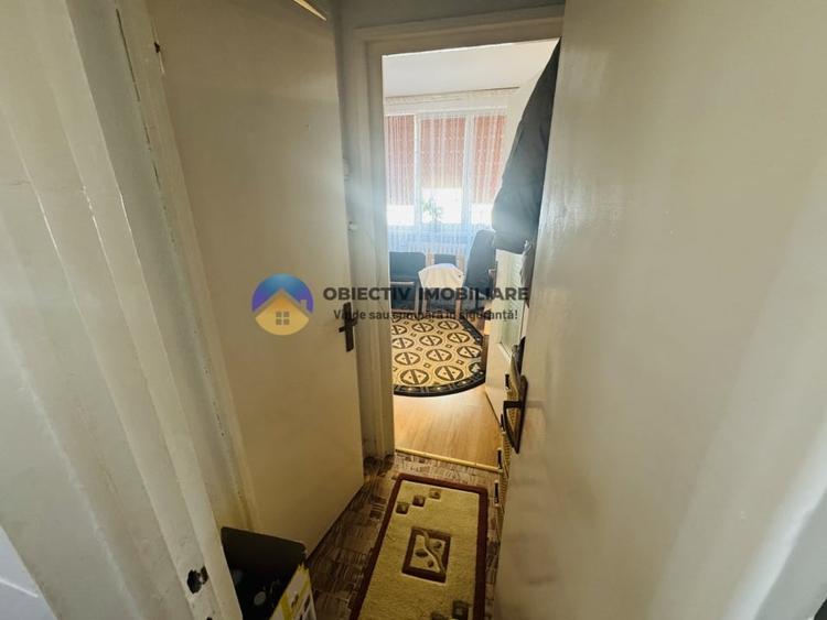 Apartament cu 3 camere decomandat în Dărmănești