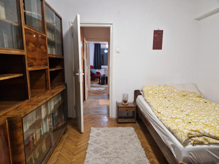 Apartament cu 2 camere semidecomandat în Central