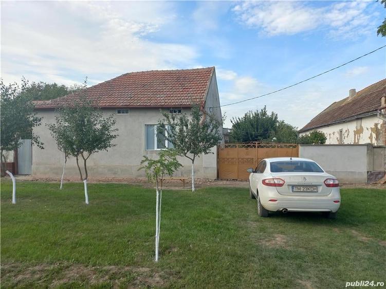 Casă cu 3 camere în Gaiu Mic