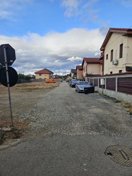 Teren de 400 mp, în Mărăcineanu