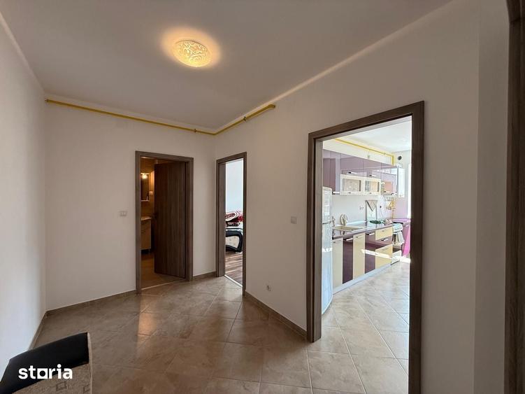Apartament cu 2 camere decomandat în Pietroasa