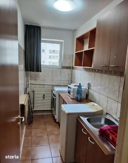 Garsonieră decomandată, mobilată în Centrul Istoric