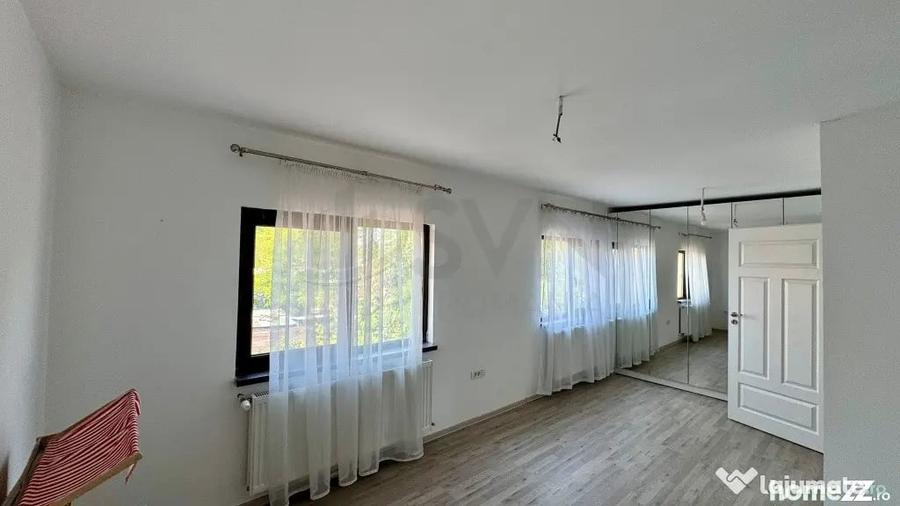 Casă cu 3 camere cu Teren 241 Mp în Tunari