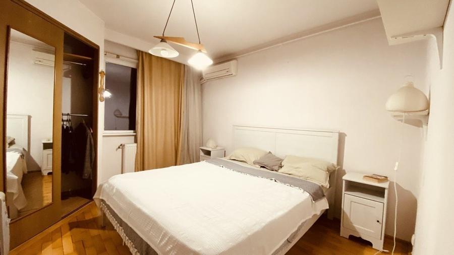 Apartament cu 2 camere semidecomandat în Tineretului