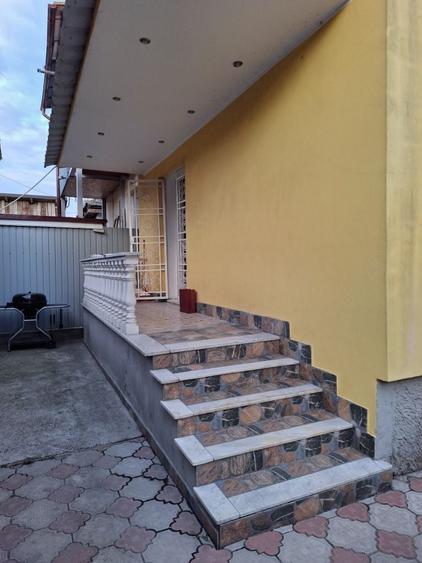 Apartament cu 2 camere decomandat în Vidra
