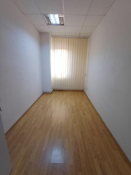 Birou, de 45 mp, în Calea Turzii
