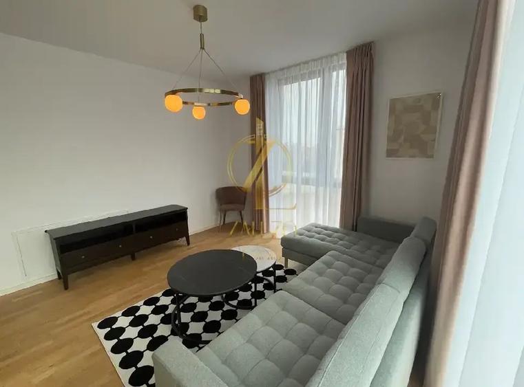 Apartament cu 3 camere semidecomandat, mobilat în Take Ionescu