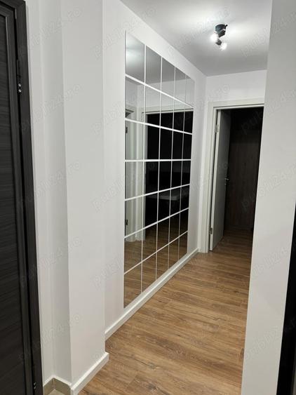 Apartament cu 2 camere decomandat în Titan
