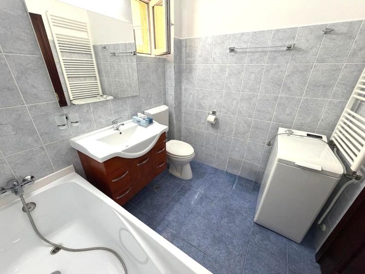 Apartament cu 2 camere decomandat, mobilat în Cetate
