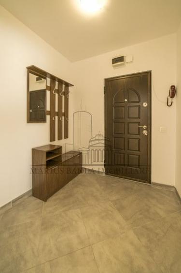 Apartament cu 2 camere semidecomandat, mobilat în Vatra Luminoasă