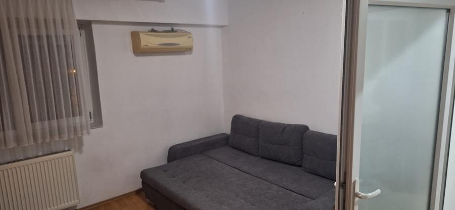 Garsonieră decomandată în Salca