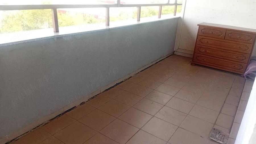 Apartament cu 2 camere semidecomandat, mobilat în UTA